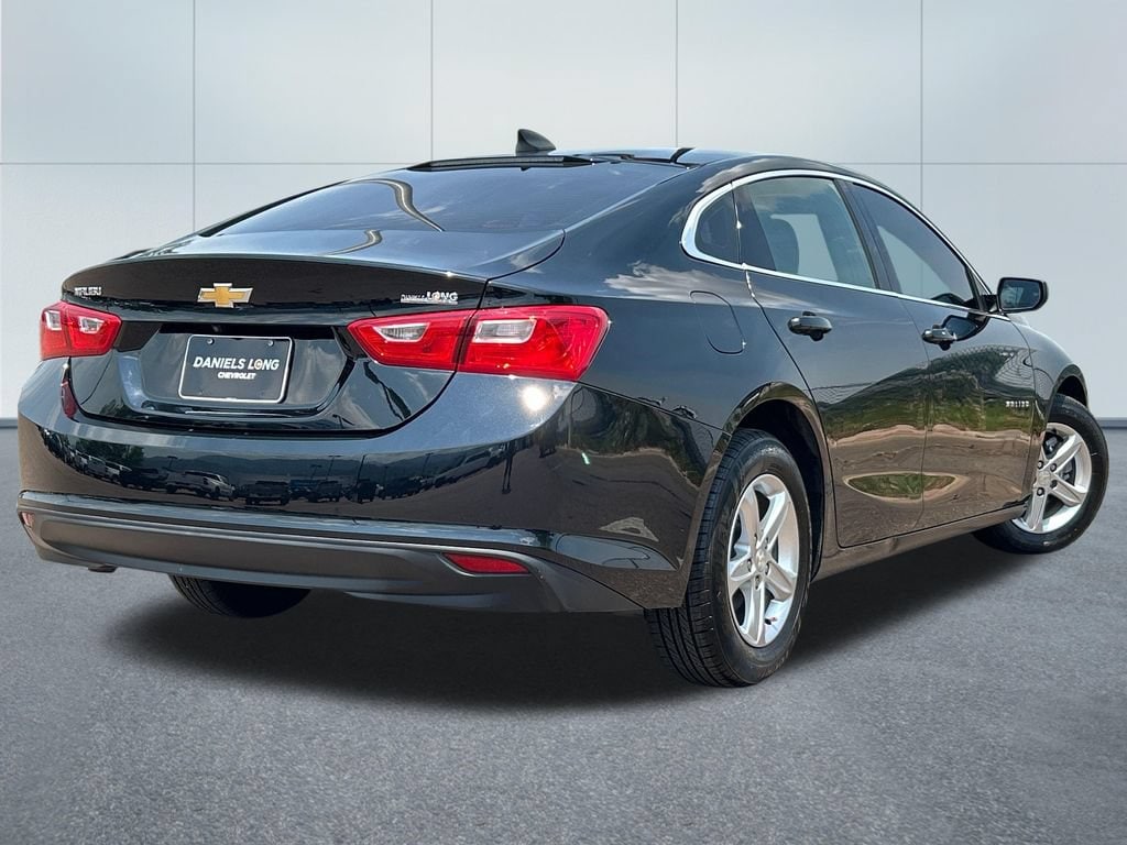 Used 2022 Chevrolet Malibu LS Car