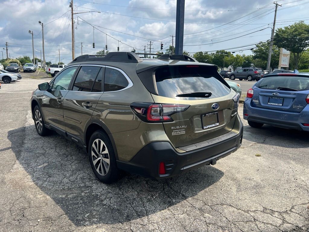 Used 2021 Subaru Outback Premium SUV