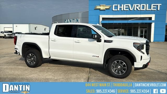 2025 GMC Sierra 1500 AT4