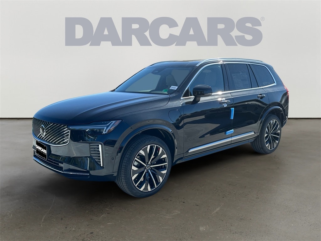 2026 Volvo XC90 Plus - Photo 2
