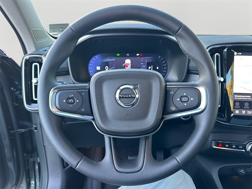 2026 Volvo XC40 Ultra - Photo 16