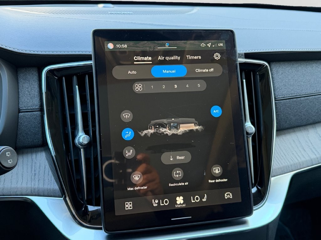 2026 Volvo XC90 Ultra - Photo 23
