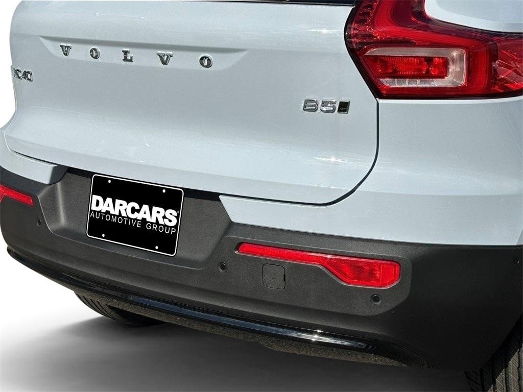 2026 Volvo XC40 Plus - Photo 5