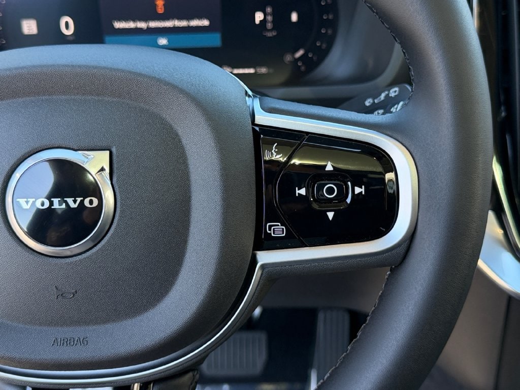 2026 Volvo XC90 Ultra - Photo 19