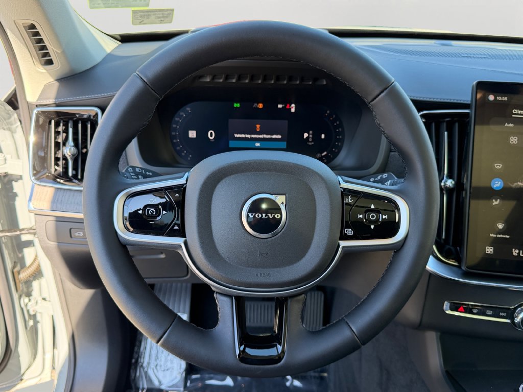 2026 Volvo XC90 Ultra - Photo 18