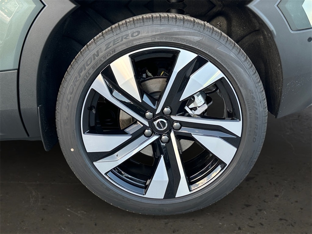 2026 Volvo XC40 Ultra - Photo 25