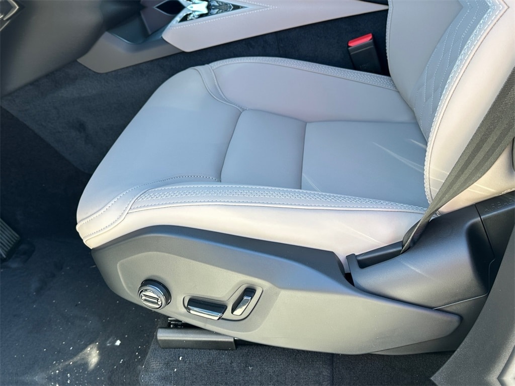 2026 Volvo XC90 Plus - Photo 15