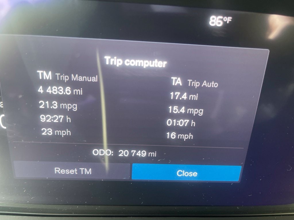 Certified 2024 Volvo XC60 B5 Plus Dark Theme SUV