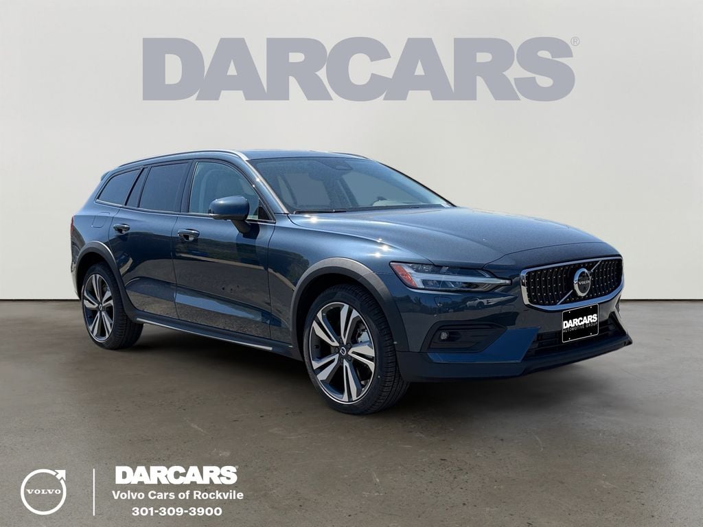 2026 Volvo V60 Cross Country Plus