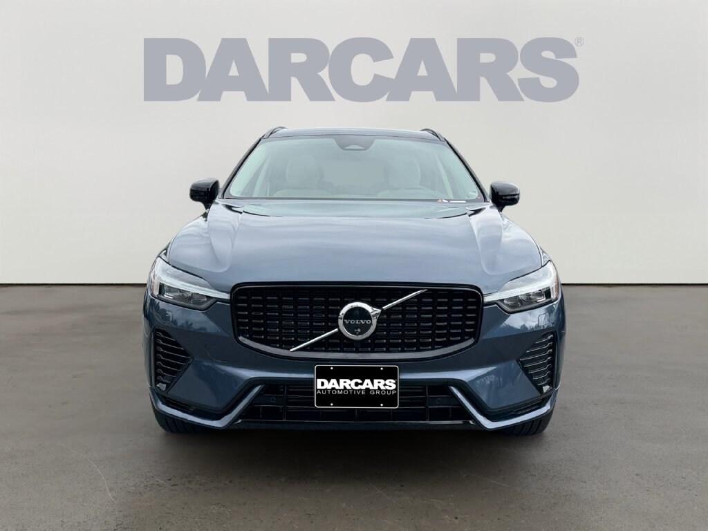 Certified 2025 Volvo XC60 Plug-In Hybrid T8 Plus SUV