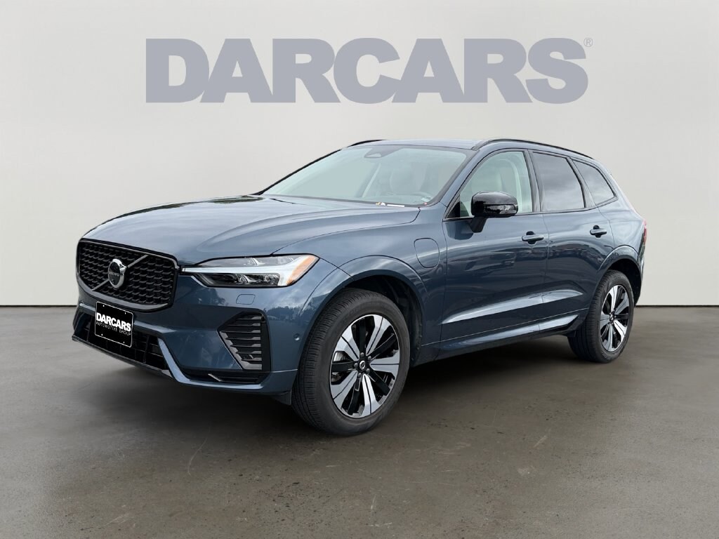 Certified 2025 Volvo XC60 Plug-In Hybrid T8 Plus SUV