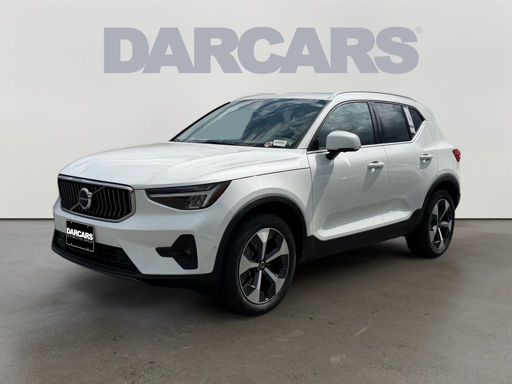 Certified 2023 Volvo XC40 B5 Plus Bright Theme SUV