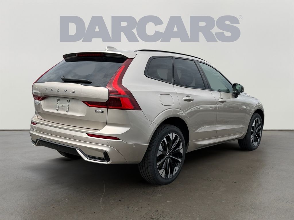 New 2026 Volvo XC60 B5 Plus SUV