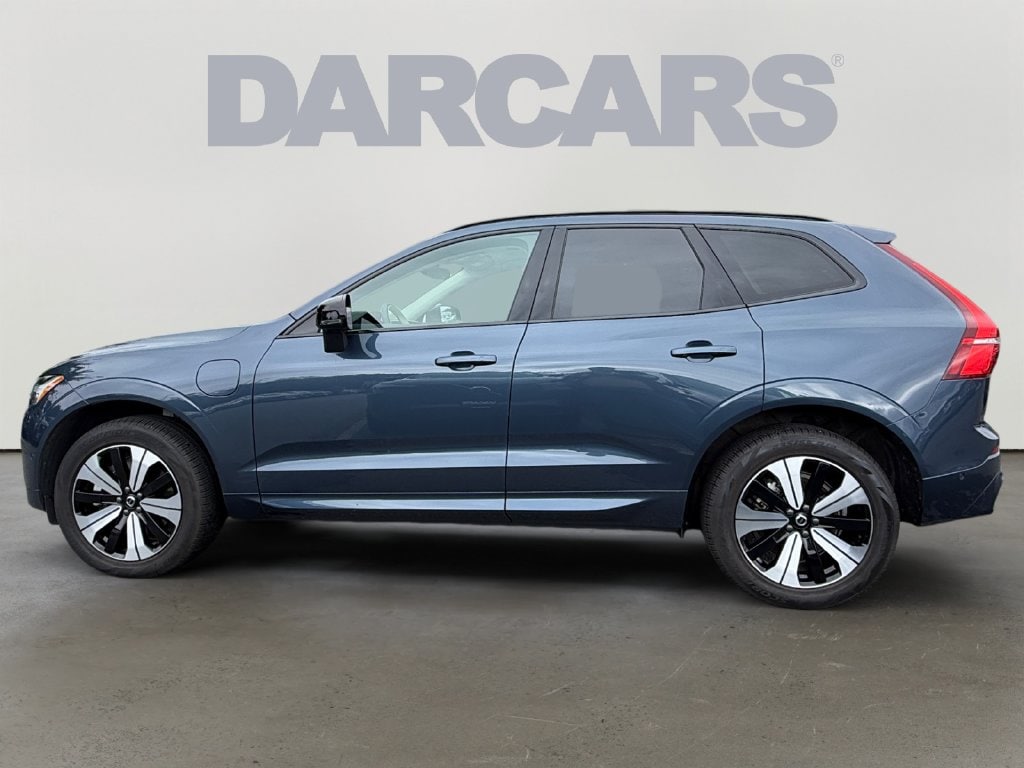 Certified 2025 Volvo XC60 Plug-In Hybrid T8 Plus SUV