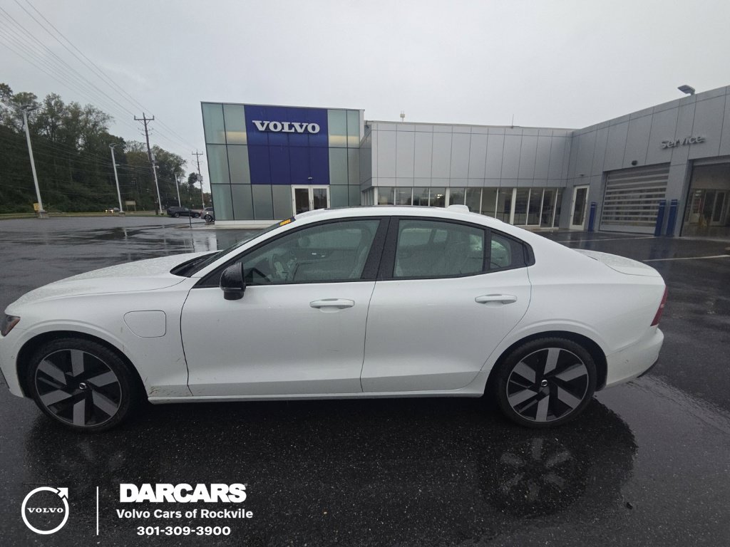 Used 2024 Volvo S60 Recharge Plug-In Hybrid Ultimate Sedan