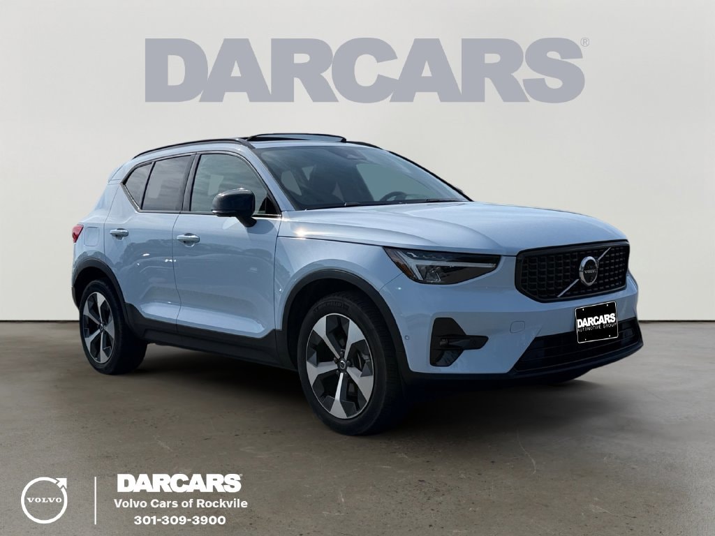 Certified 2024 Volvo XC40 B5 Plus Dark Theme SUV
