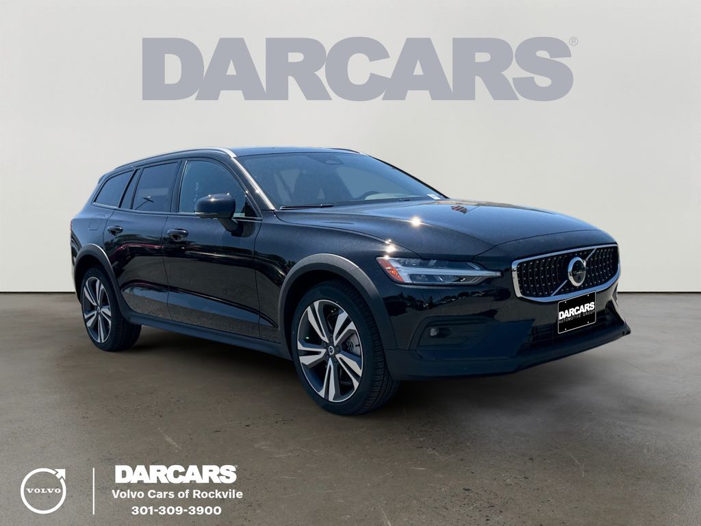 2026 Volvo V60 Cross Country Plus