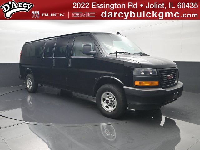 2023 GMC Savana Passenger
