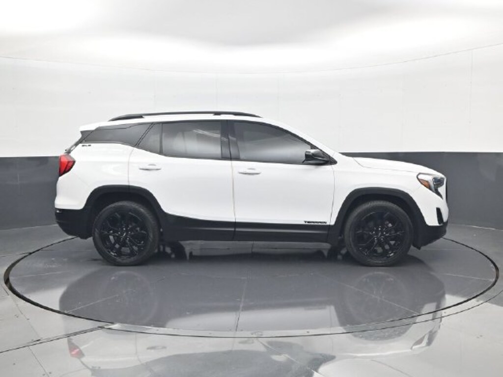 Used 2020 GMC Terrain SLE SUV