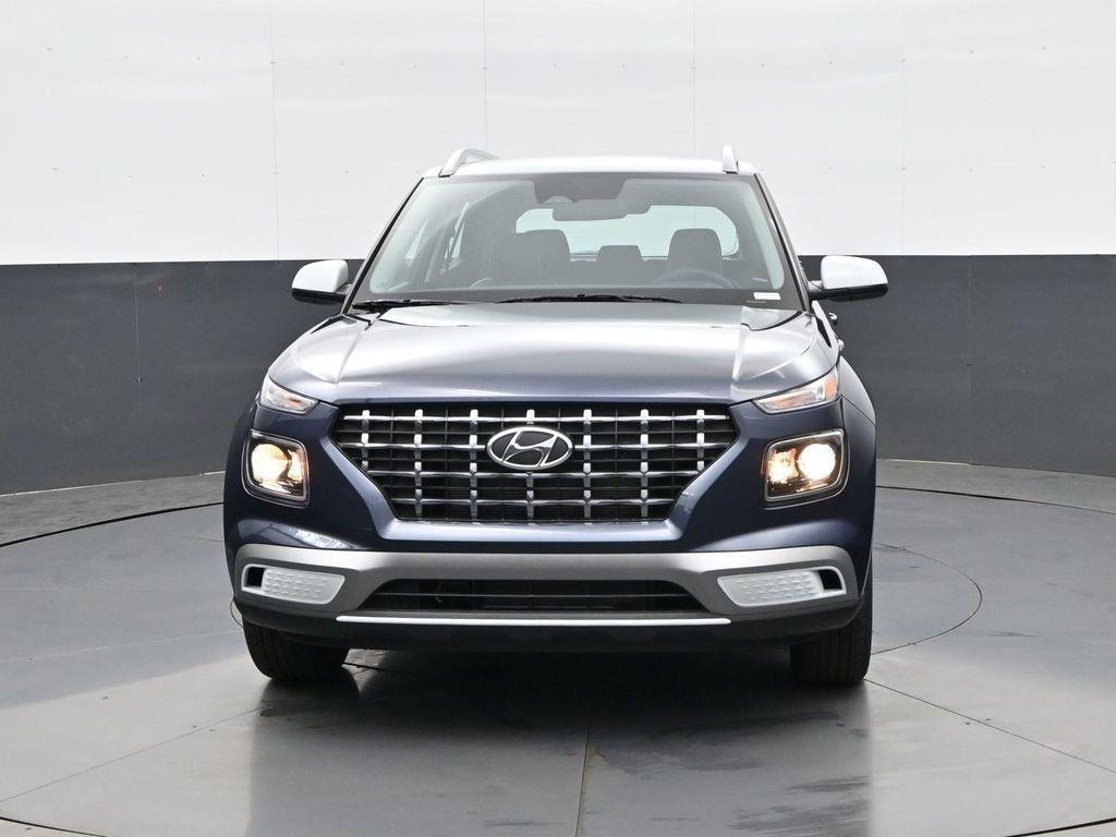 New 2026 Hyundai Venue SEL w/Two-Tone Roof SUV
