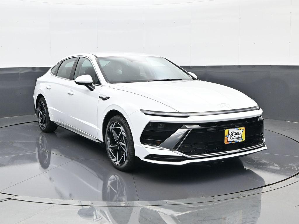 New 2026 Hyundai Sonata SEL Sport Sedan