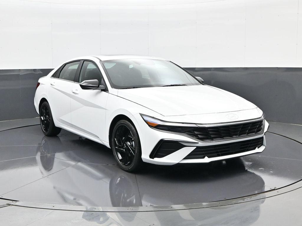 New 2026 Hyundai Elantra SEL Sport Sedan