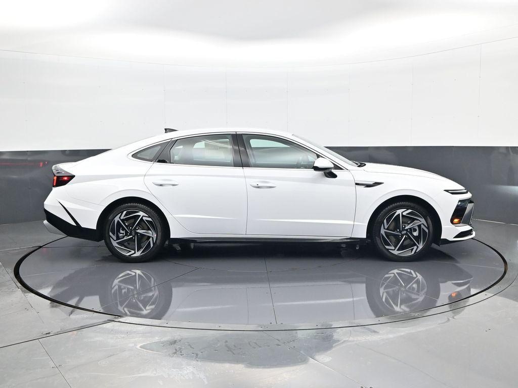 New 2026 Hyundai Sonata SEL Sport Sedan