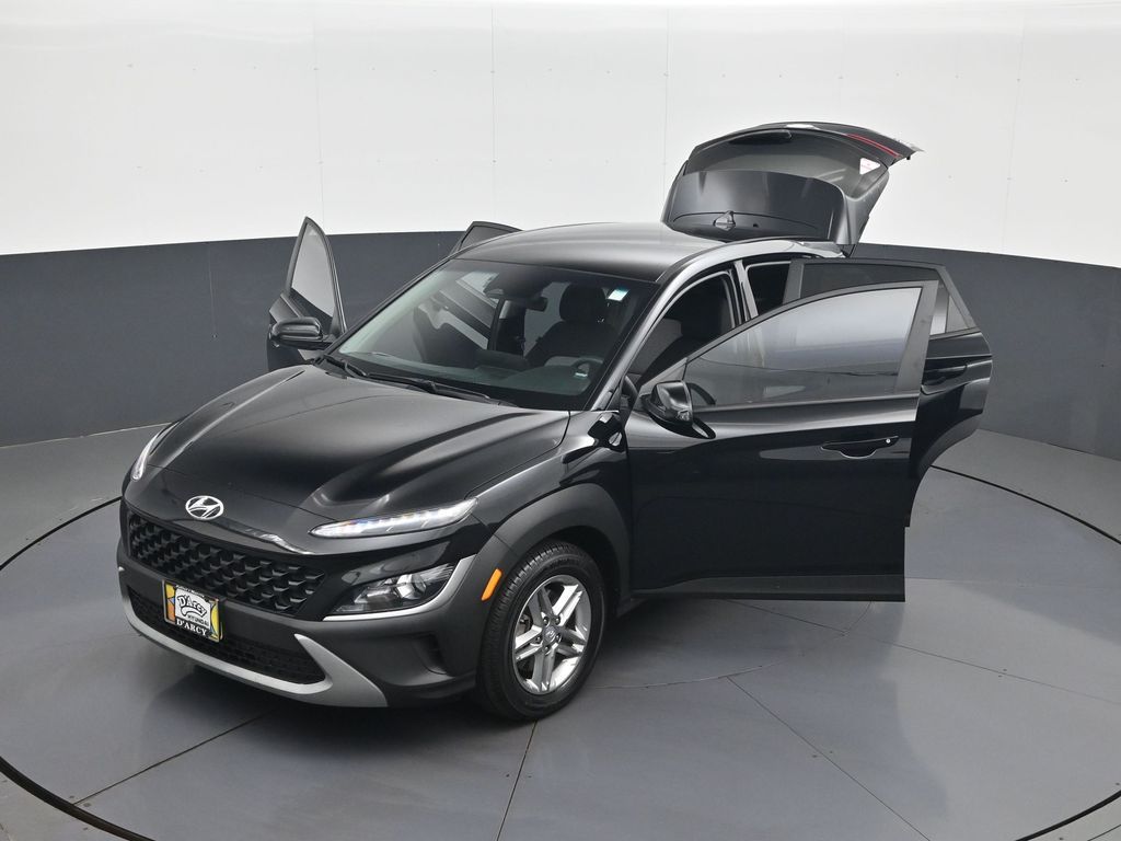2023 Hyundai Kona SE - Photo 31