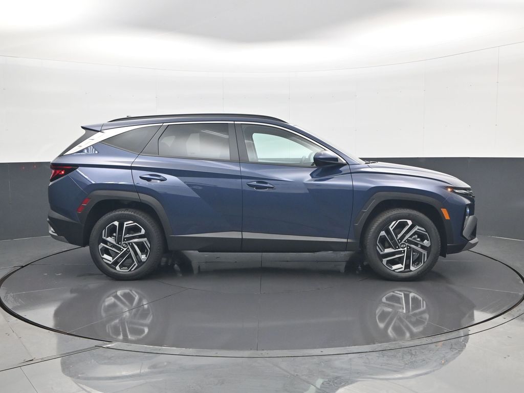 New 2026 Hyundai Tucson SEL Plus AWD SUV
