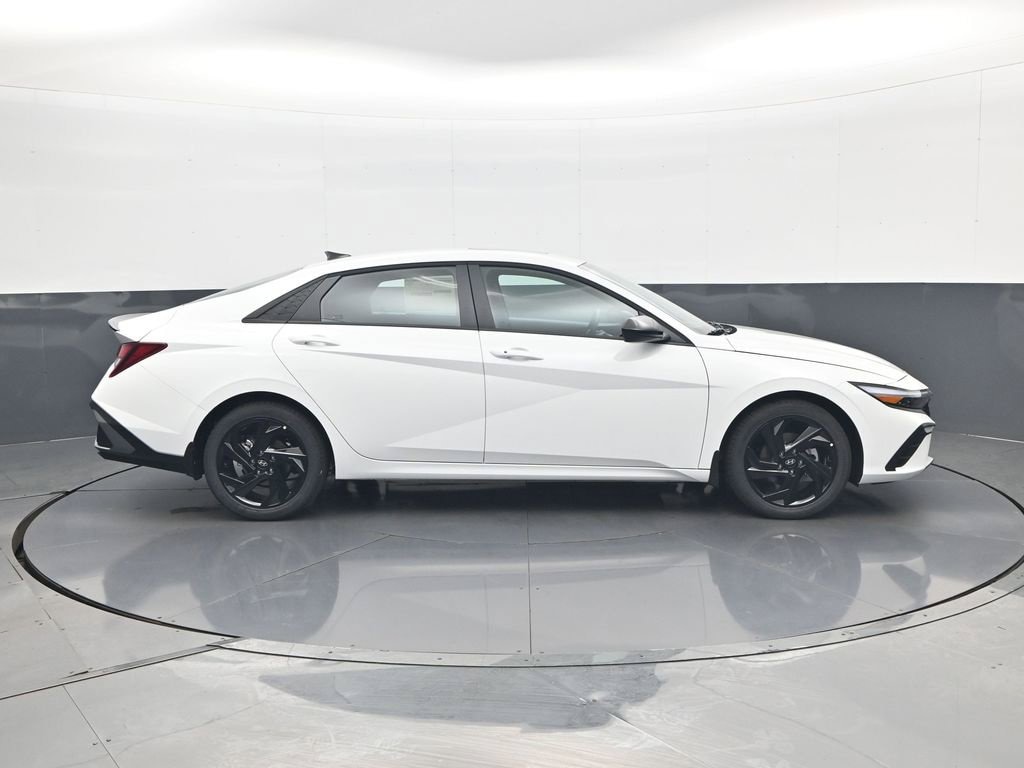 New 2026 Hyundai Elantra SEL Sport Plus Sedan