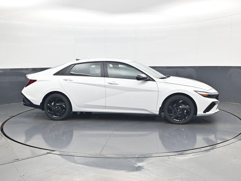 New 2026 Hyundai Elantra SEL Sport Plus Sedan