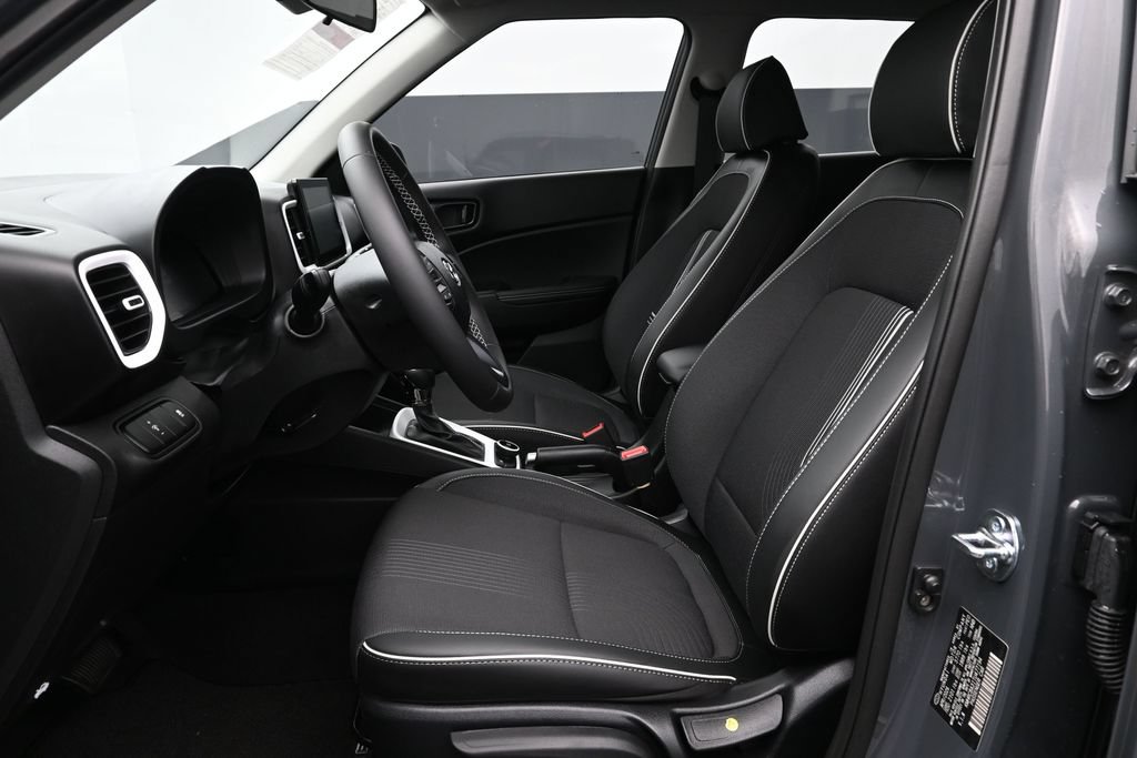 2026 Hyundai Venue SEL - Photo 11