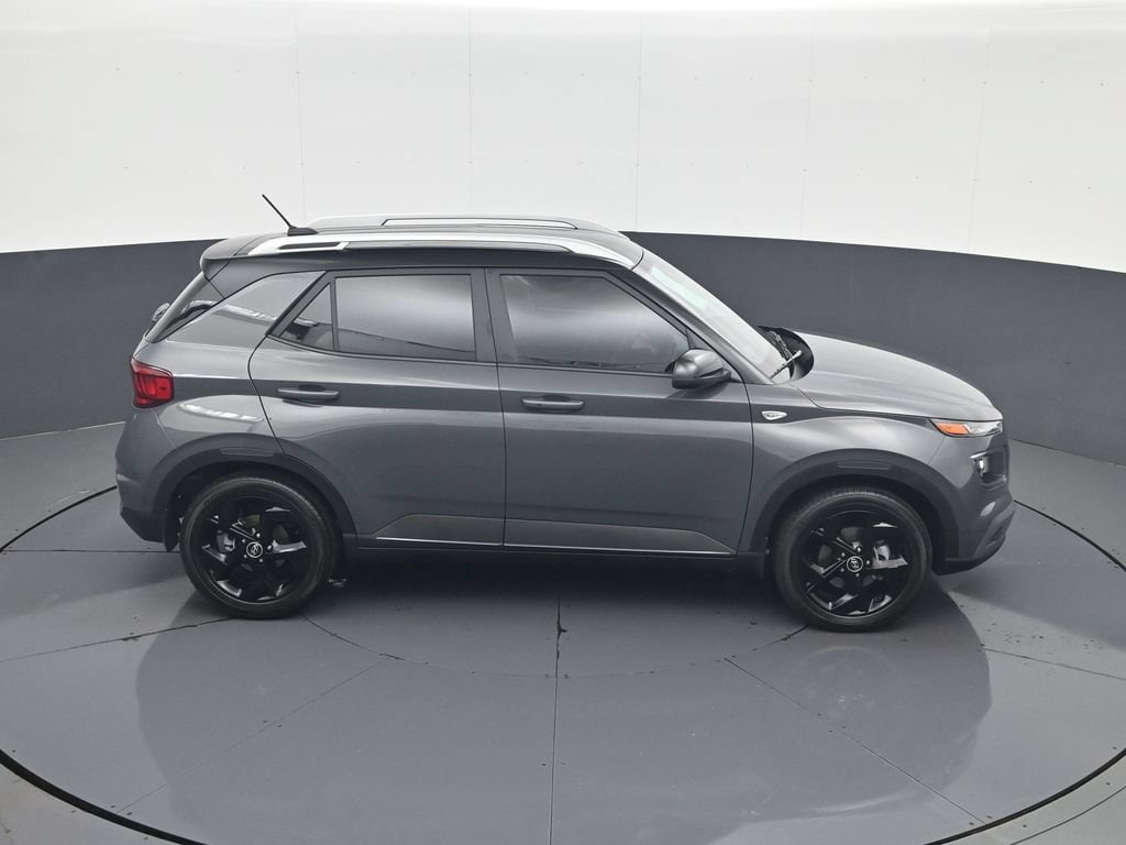 2026 Hyundai Venue SEL - Photo 17