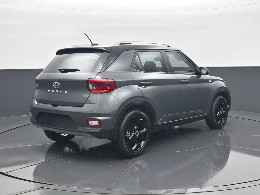 2026 Hyundai Venue SEL - Photo 6