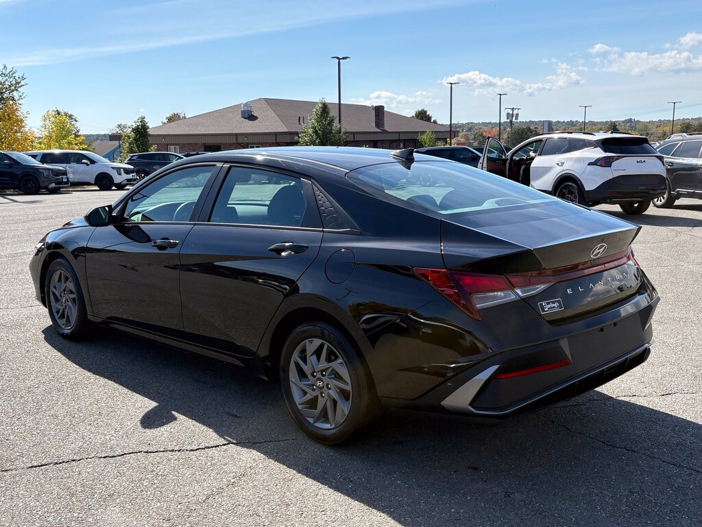 Certified 2024 Hyundai Elantra SEL Sedan