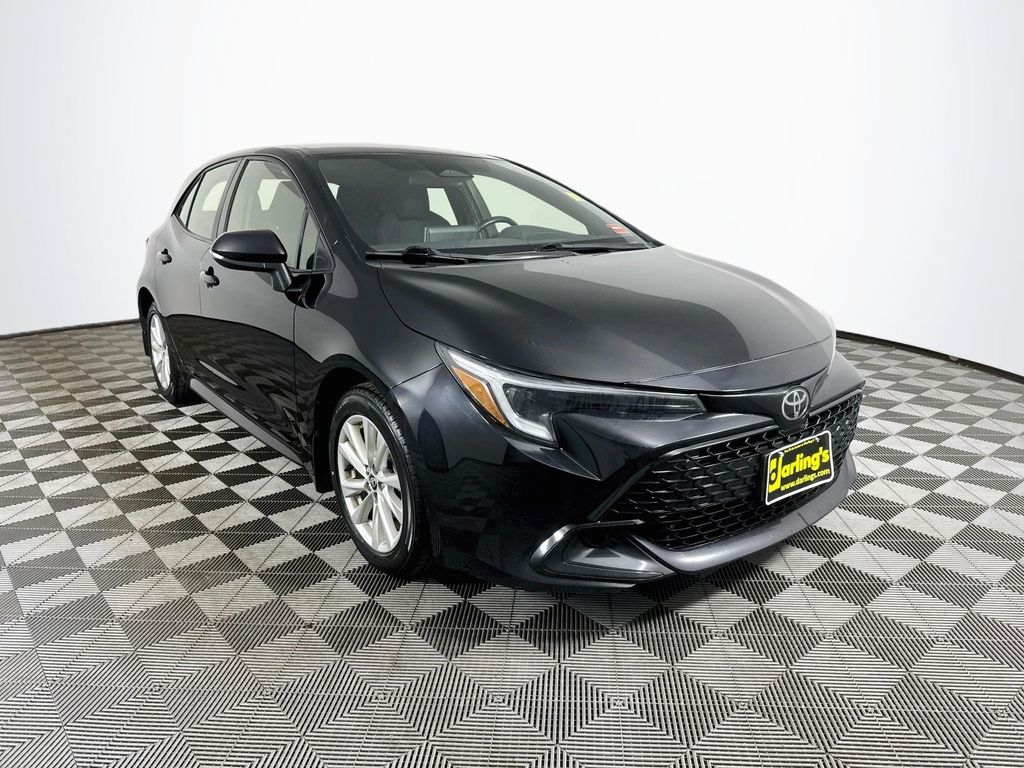 2023 Toyota Corolla Hatchback SE