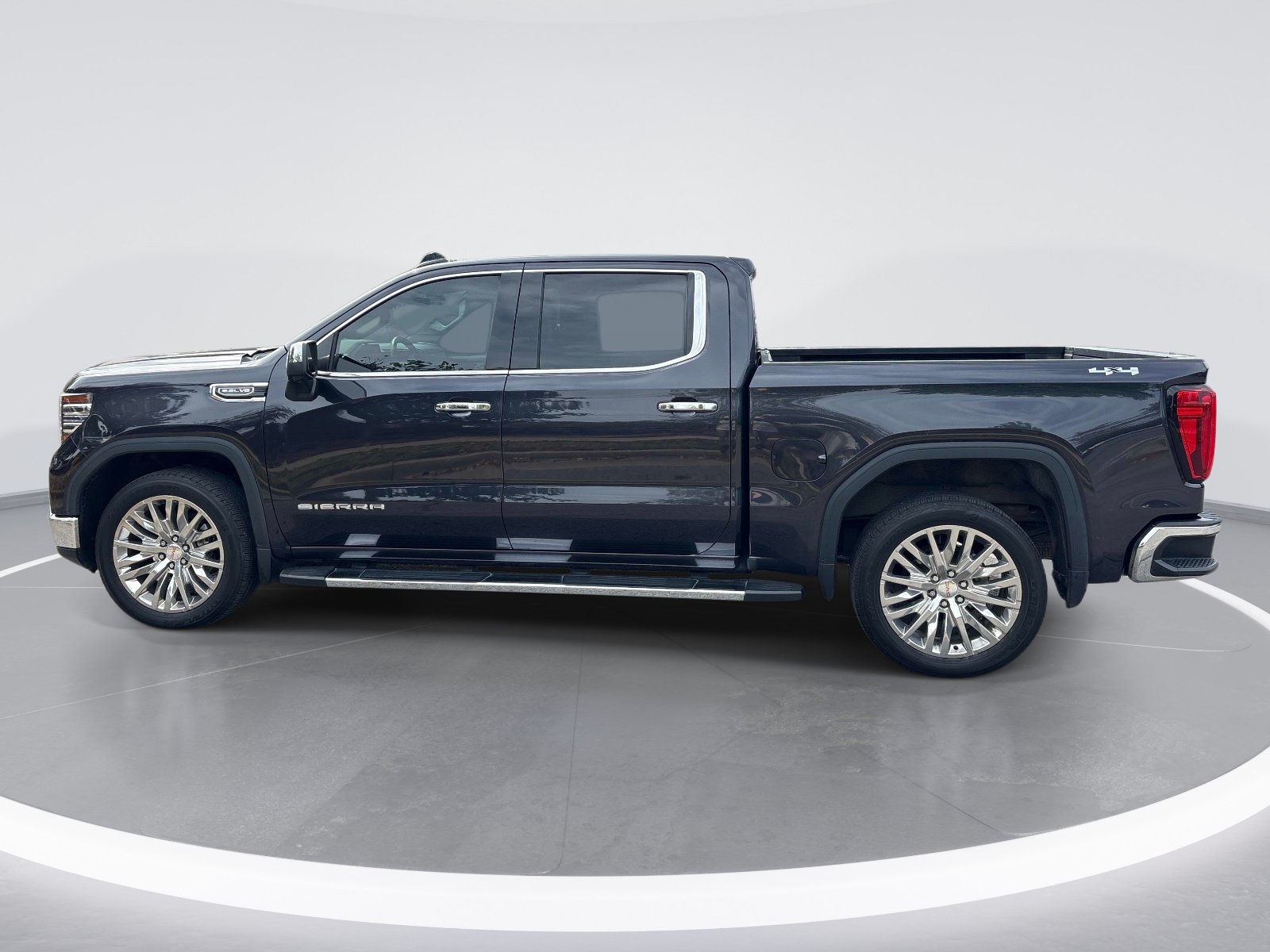 Used 2022 GMC Sierra 1500 SLT Truck Crew Cab