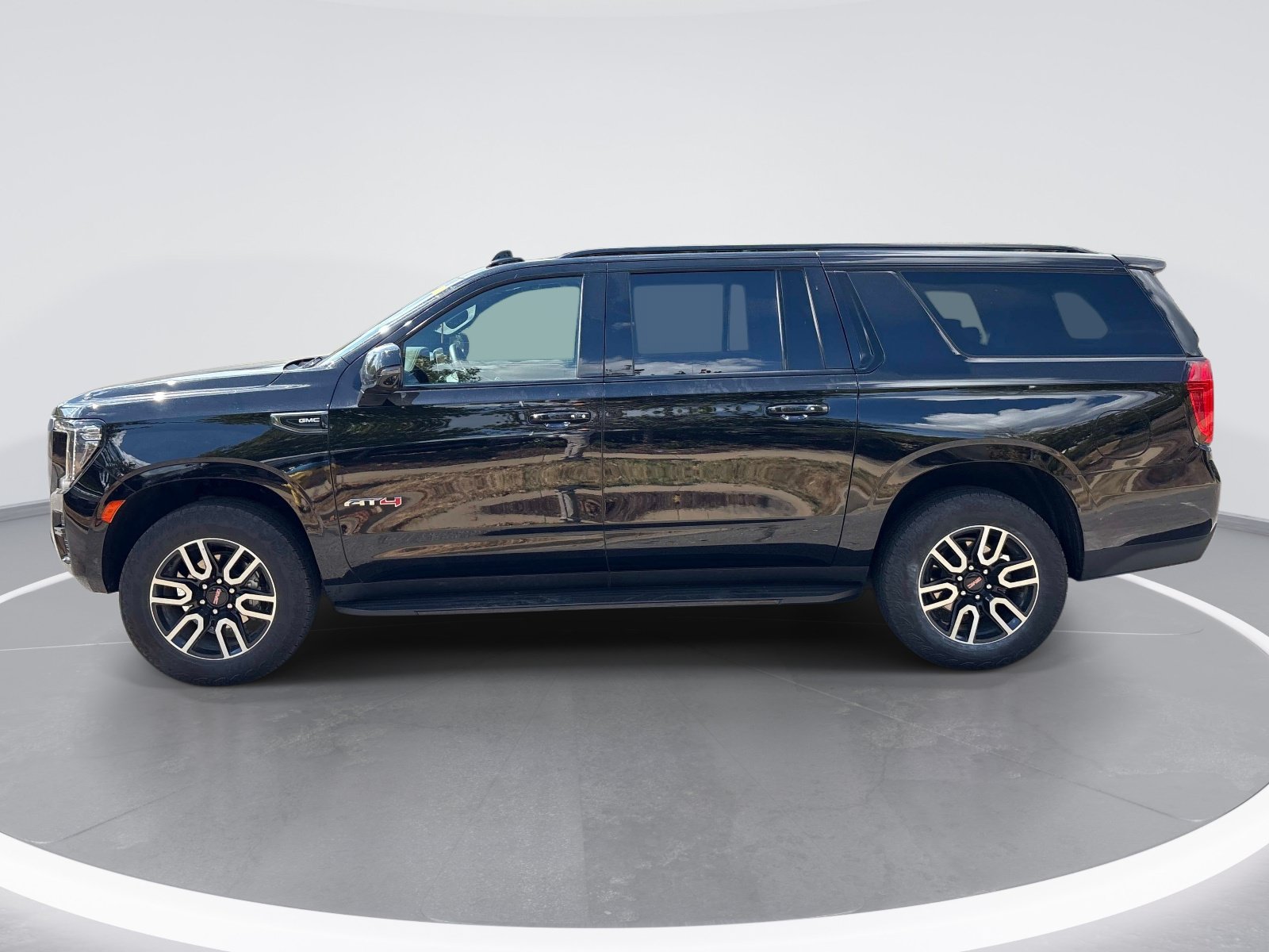 Used 2024 GMC Yukon XL AT4 SUV