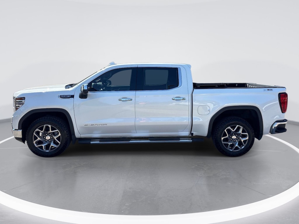 Used 2022 GMC Sierra 1500 SLT Truck Crew Cab
