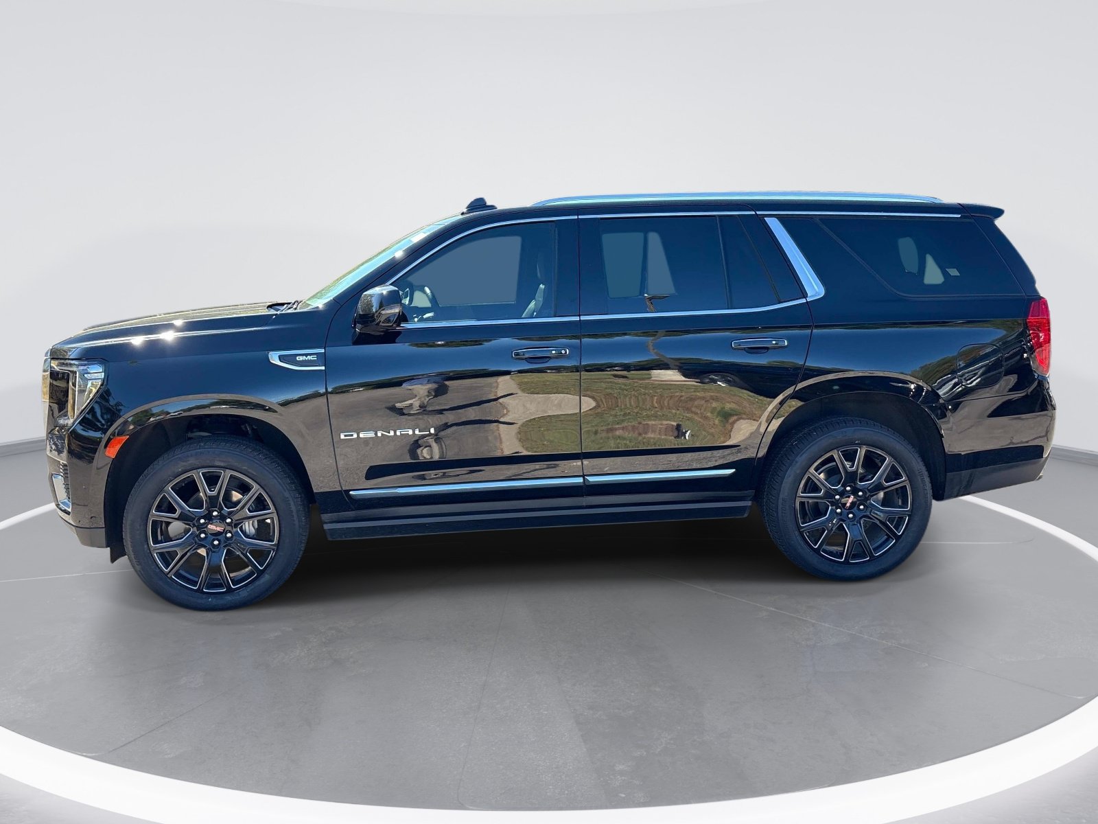 Used 2024 GMC Yukon Denali SUV