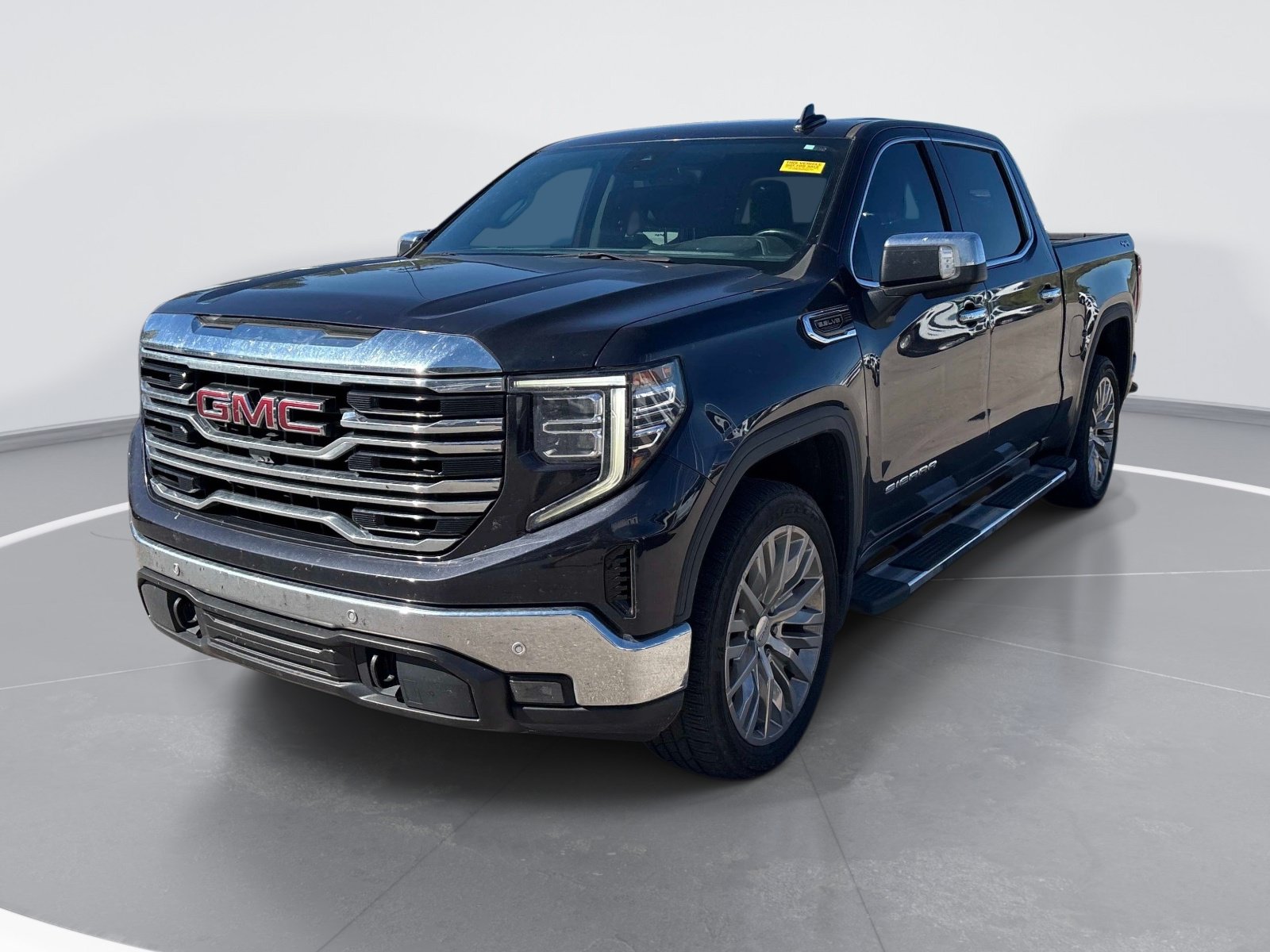 Used 2022 GMC Sierra 1500 SLT Truck Crew Cab