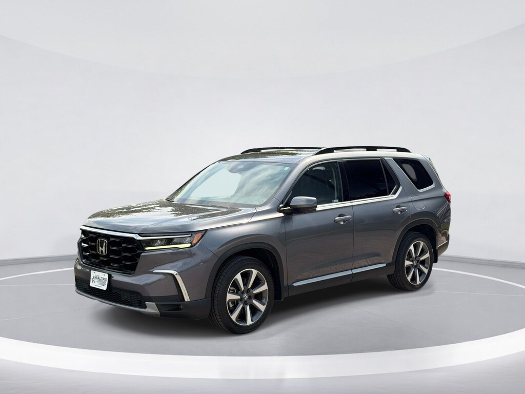 Certified 2025 Honda Pilot Elite SUV