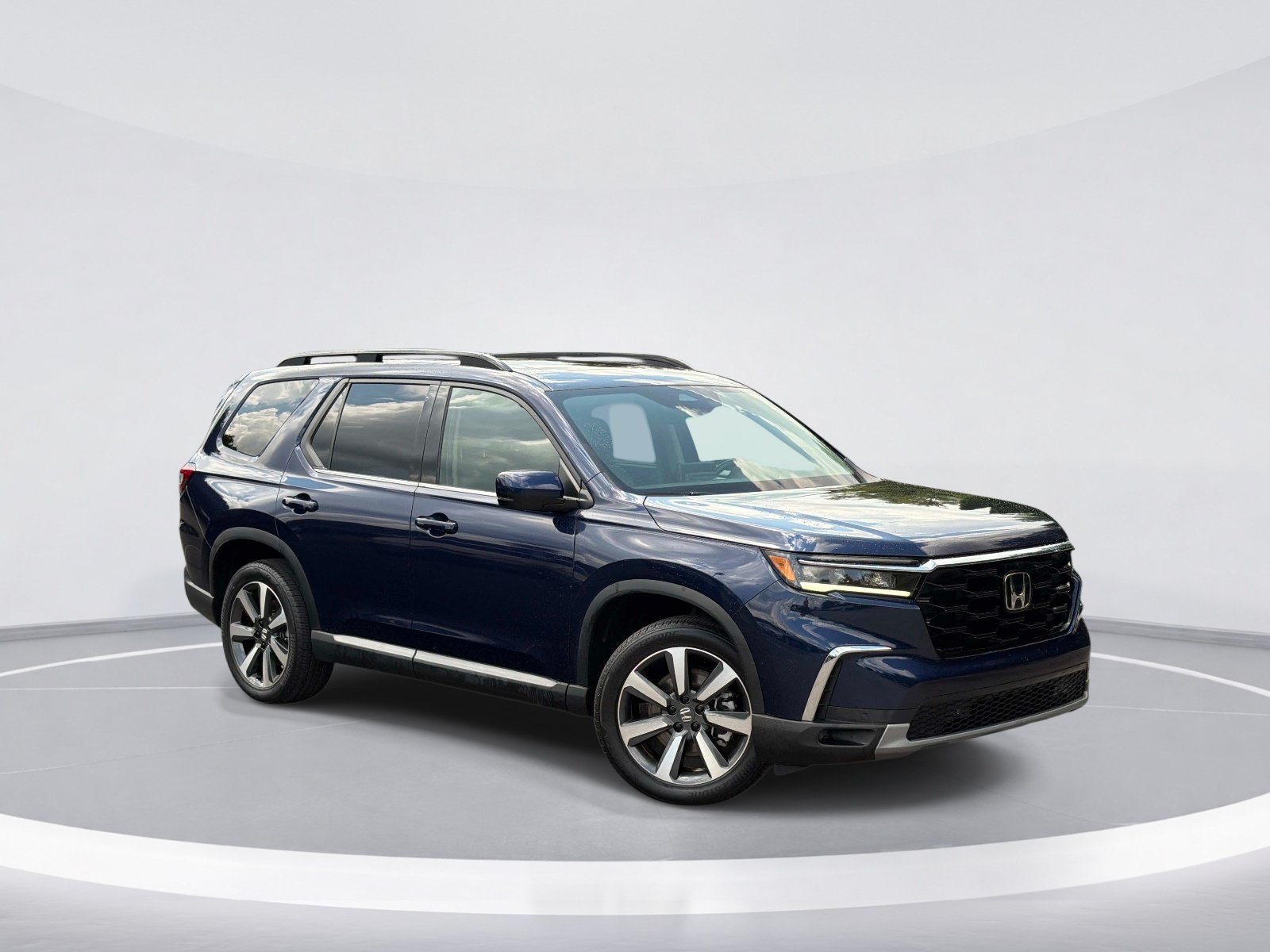 2024 Honda Pilot Touring SUV