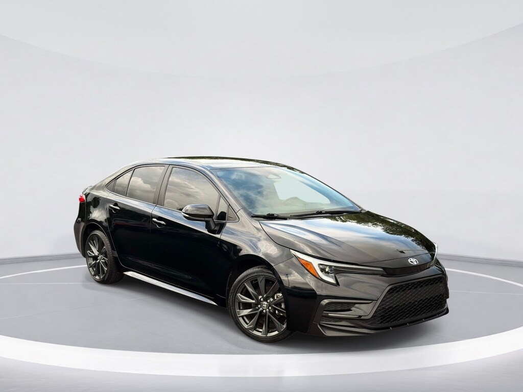 Used 2024 Toyota Corolla SE Sedan