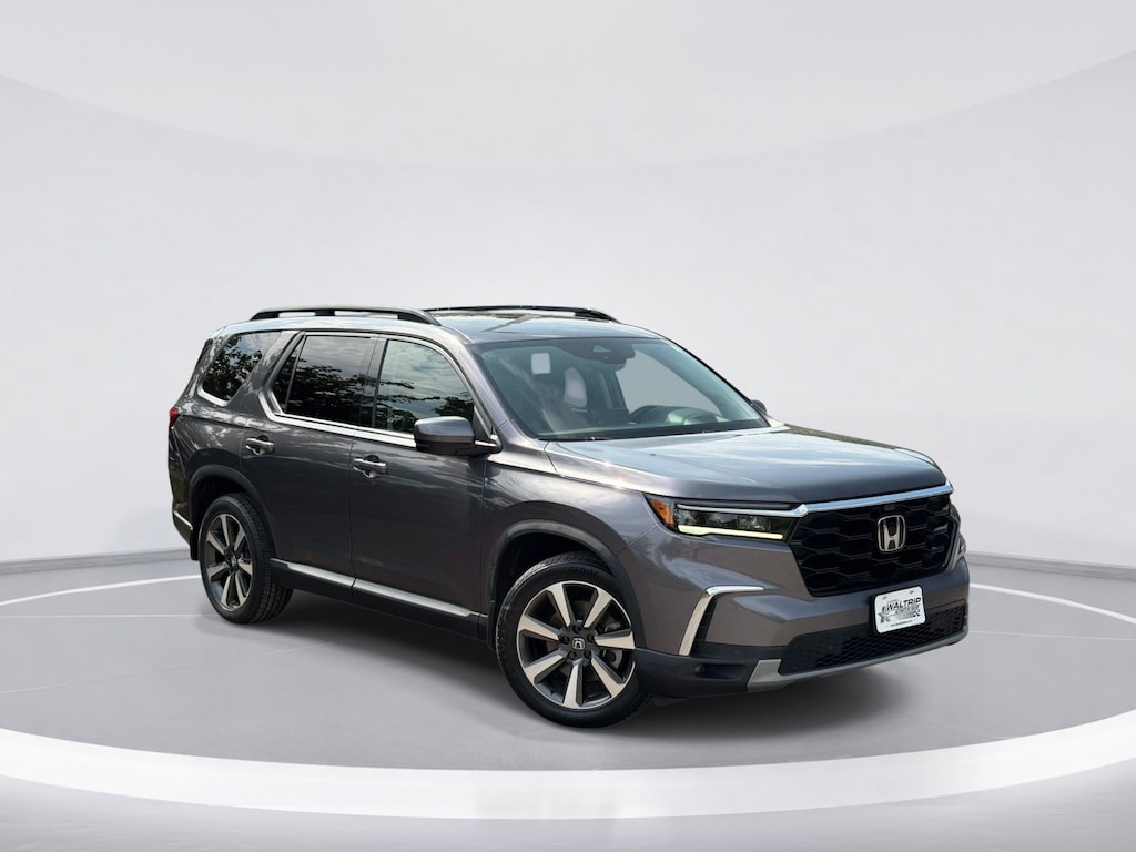 Certified 2025 Honda Pilot Elite SUV