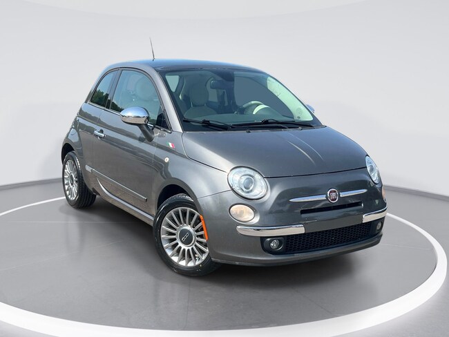 2013 FIAT 500 Lounge Hatchback