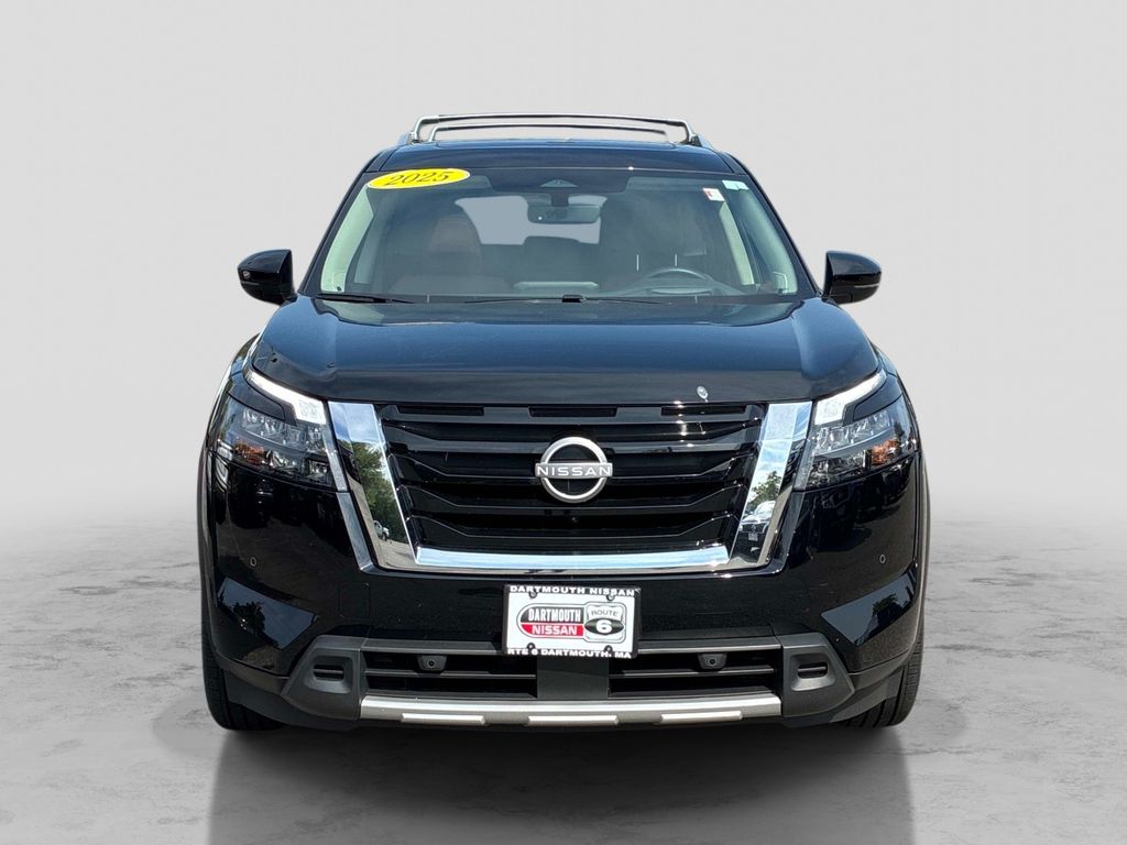 Used 2025 Nissan Pathfinder For Sale at Dartmouth Nissan | VIN
