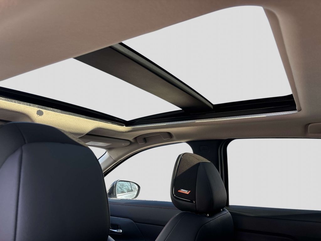 2026 Nissan KICKS SR AWD - Photo 6