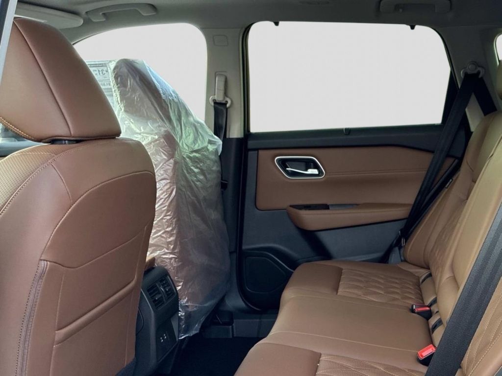New 2026 Nissan Rogue Platinum SUV