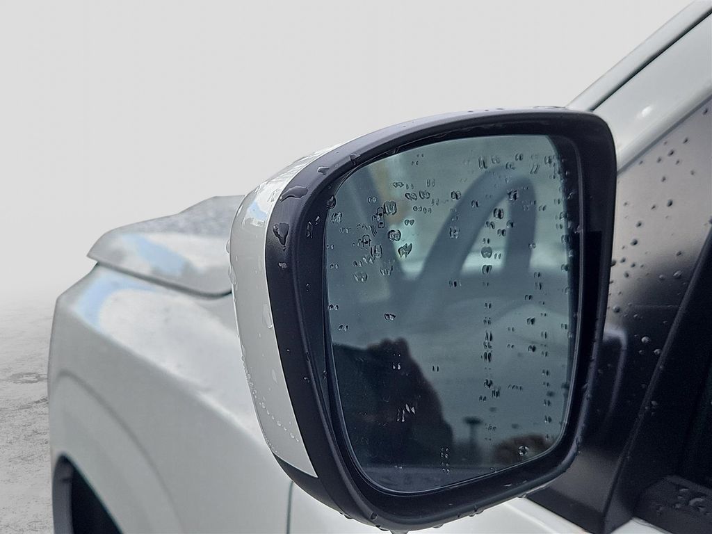 2026 Nissan Frontier SV - Photo 6